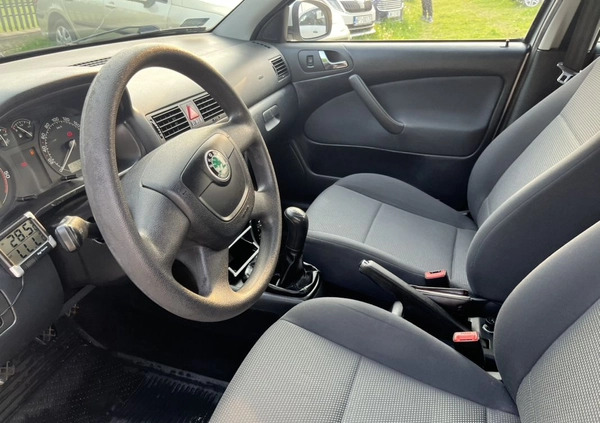 Skoda Octavia cena 14900 przebieg: 230000, rok produkcji 2009 z Śrem małe 742